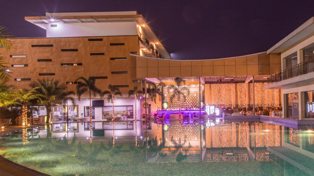 Hotel Mechi Crown Kakarvitta Exterior photo