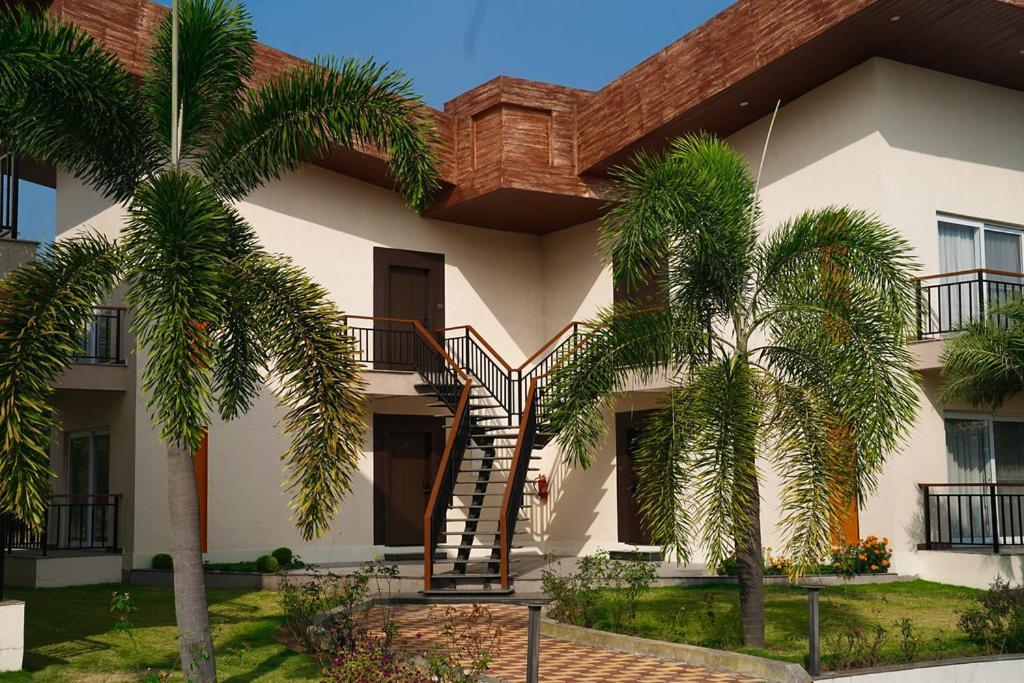 Hotel Mechi Crown Kakarvitta Exterior photo