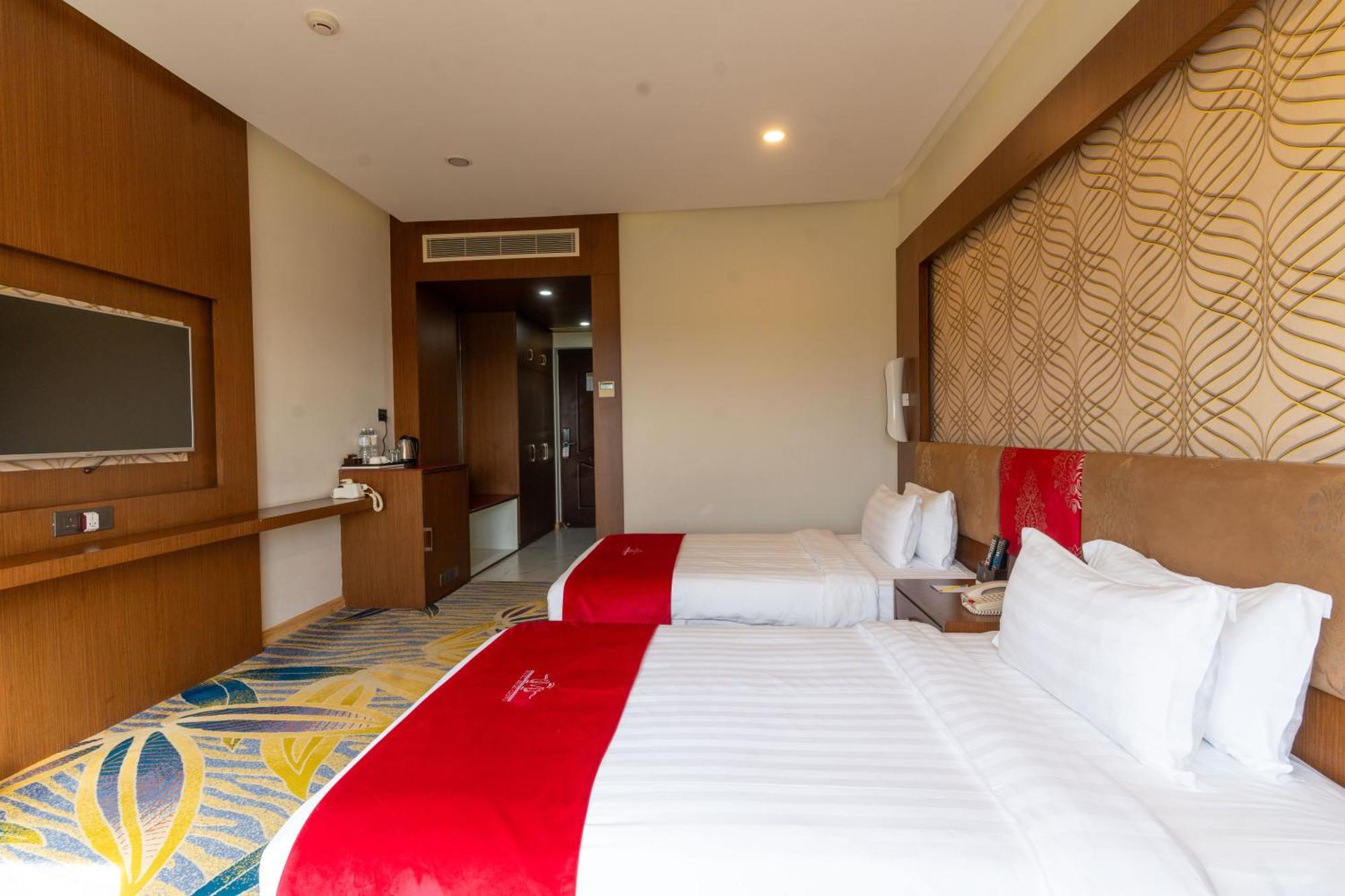 Hotel Mechi Crown Kakarvitta Exterior photo
