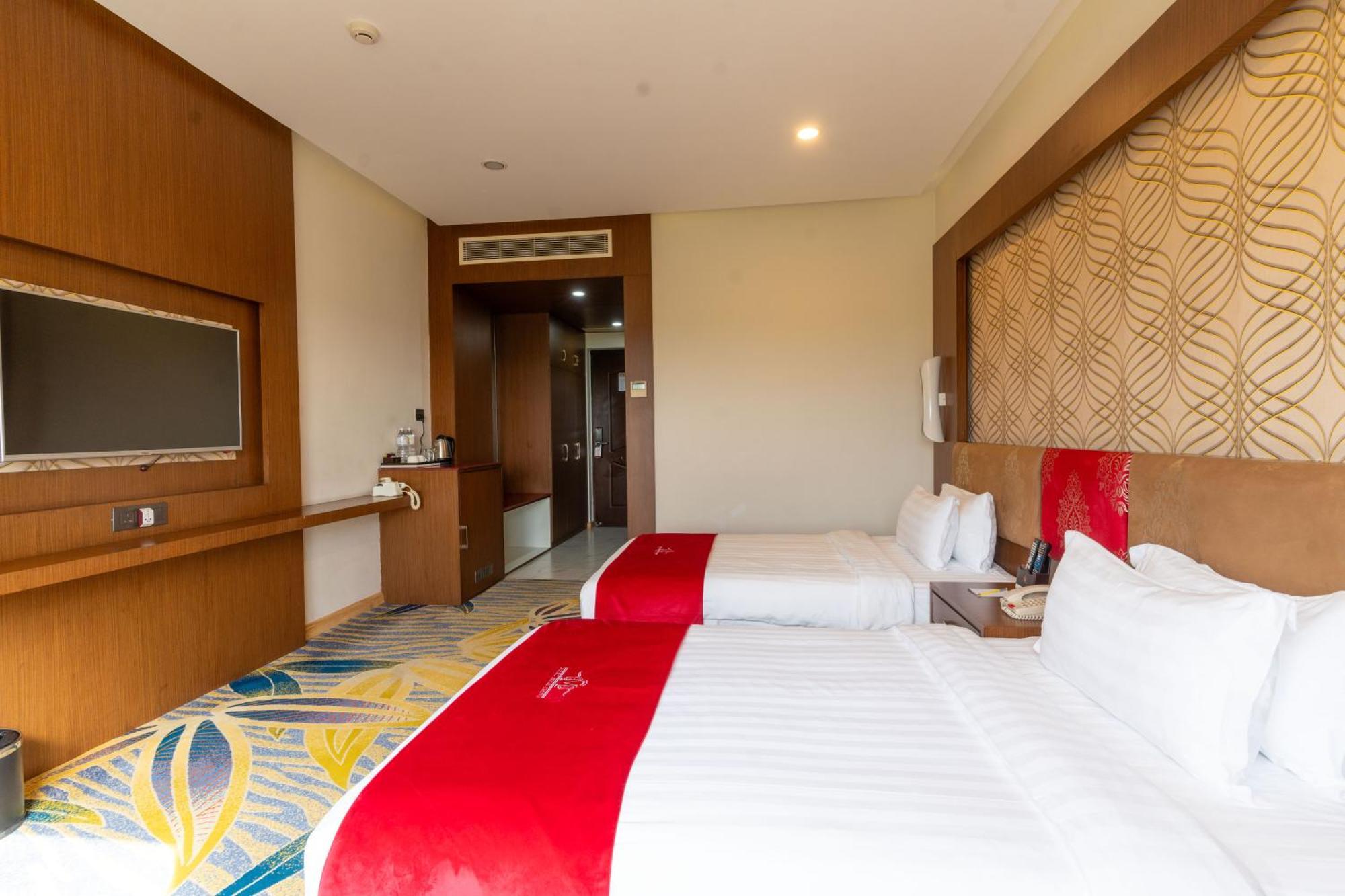 Hotel Mechi Crown Kakarvitta Exterior photo
